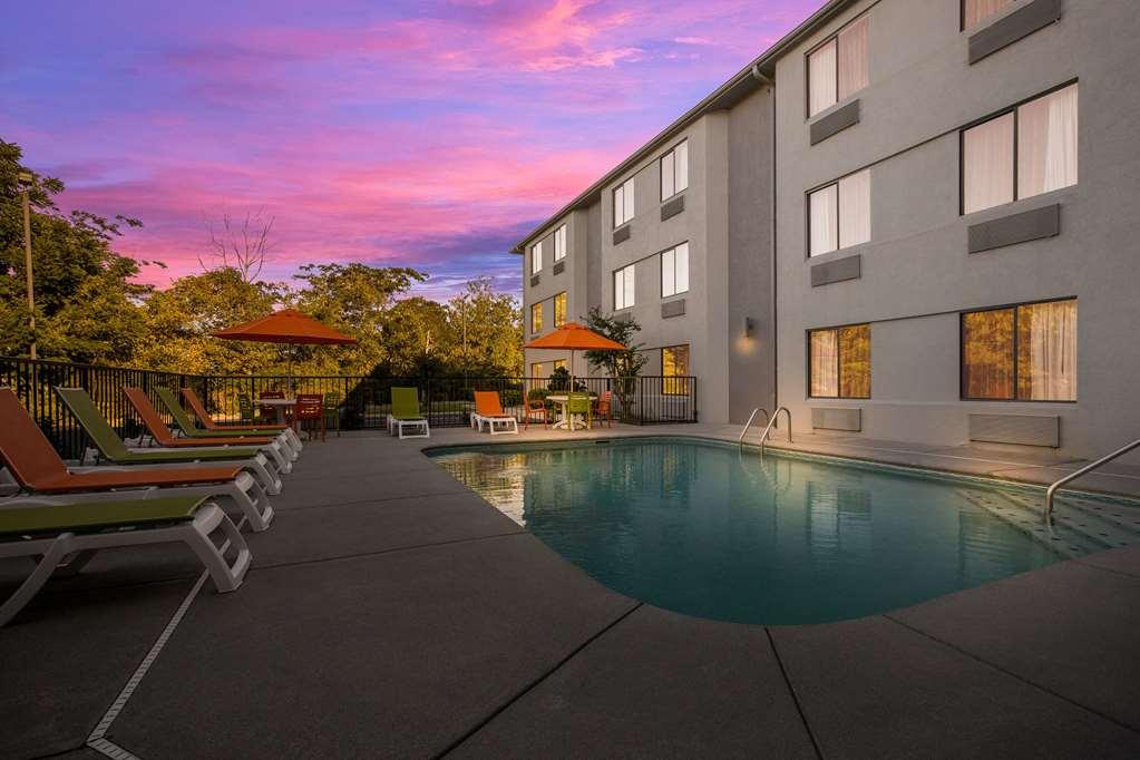 Clarion Pointe Sevierville-Pigeon Forge Bagian luar foto